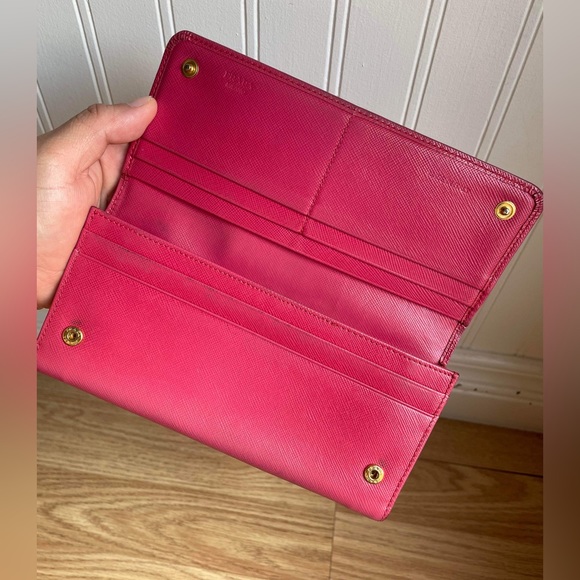 Wallet - Picture 8 of 16